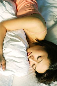 東莞請人洗空調多少錢？讓我們幫你輕松了解！