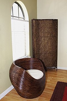 深圳保姆一月多少錢？一站式了解深圳保姆的價格與服務