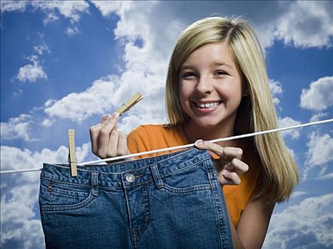 深圳保姆工資應該多少？揭開深圳家政行業薪資的秘密！