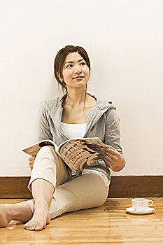 老人半自理多少錢？了解生活護(hù)理服務(wù)的費(fèi)用