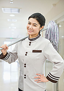 嘉善保姆一個(gè)月多少錢？全方位解析服務(wù)費(fèi)用與選擇建議
