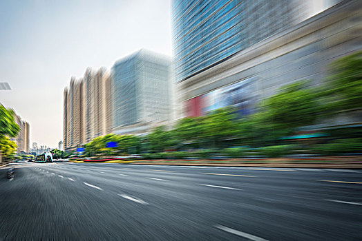 上海阿姨一月工資多少？揭開上海家政行業的薪資秘密