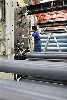 桐廬保姆工資多少？2025年最新市場行情全解析