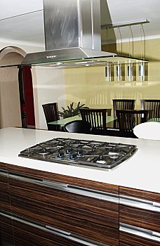 龍崗住家保姆多少錢？解鎖高品質(zhì)生活的最佳選擇