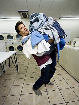 廣州一個鐘多少錢？揭開廣州鐘表市場的價格迷霧