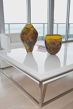 照顧嬰兒月嫂多少錢？了解月嫂服務(wù)的價(jià)格與價(jià)值