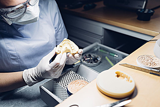 南充家政服務(wù)一般多少錢？全面解析家政服務(wù)價格，幫你省錢又省心！