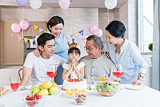 老人保多少錢一個(gè)月？了解養(yǎng)老保險(xiǎn)的優(yōu)勢與實(shí)惠選擇