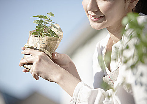 長沙保姆每個月多少錢？揭開家政行業的真實面紗