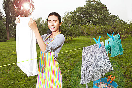 膠州家政服務價格揭秘：一小時服務到底值多少錢？