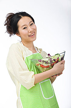 住家保姆每月多少錢？揭秘高效家務管理的最佳選擇