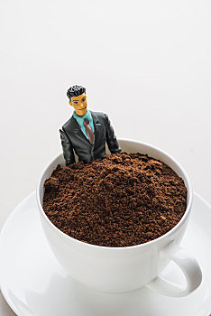 南京住家保姆工資是多少？揭秘南京家庭服務行業的薪資趨勢