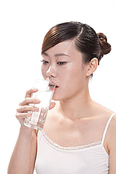 三河愛之嬰月嫂多少錢？選擇月嫂服務的真正價值與推薦