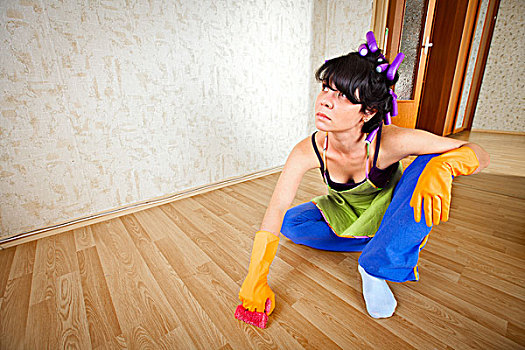 住家保姆可以干多少錢(qián)？了解這個(gè)職業(yè)背后的收入潛力