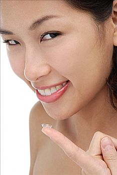 龍崗保姆要花多少錢？全面解析家庭托管服務(wù)費(fèi)用
