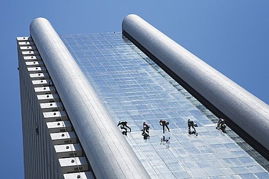 天津保姆要多少錢？讓您了解不同服務的費用和選擇