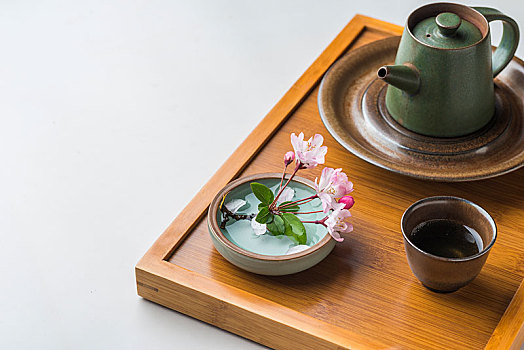 月嫂多少錢一個月？揭秘月嫂服務的真實費用與價值