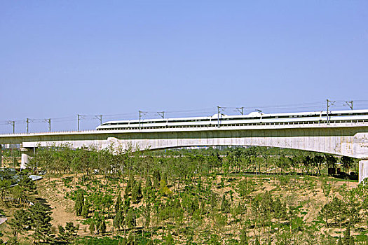 島內搬家多少錢？全面解析搬家費用，讓你輕松應對搬家難題