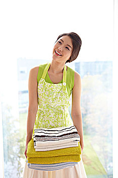 家政服務(wù)價(jià)格揭秘，如何選擇最適合您的服務(wù)？