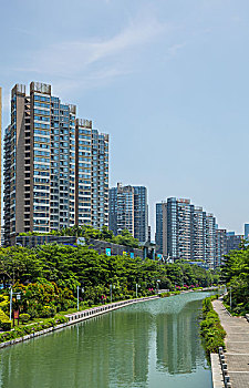 寧波住家的保姆服務：為您的家庭帶來溫暖與便捷