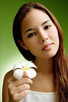 湖州保姆一個月多少錢？讓你了解真實行情，輕松選擇合適的保姆