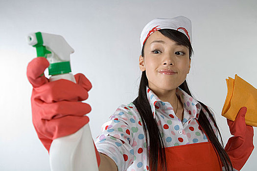 家政服務鐘點工多少錢？如何選擇性價比最高的家政服務