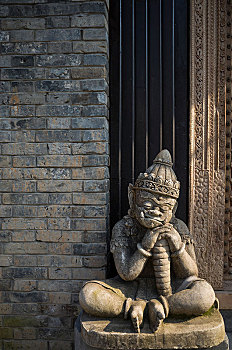 重慶市保姆工資大揭秘：真實(shí)薪資，職業(yè)前景，給你不一樣的認(rèn)知！