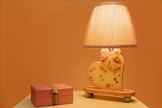 如何選擇合適的保姆？價格、年齡和選擇要點全解析
