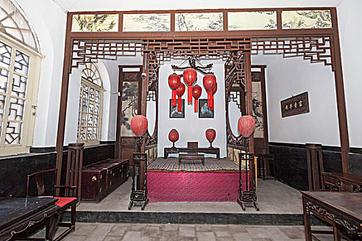 長(zhǎng)興月嫂工資多少？揭秘長(zhǎng)興地區(qū)月嫂行業(yè)的薪資趨勢(shì)與前景