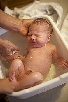 大連1歲孩子保姆多少錢？為您揭示孩子照護的真實成本