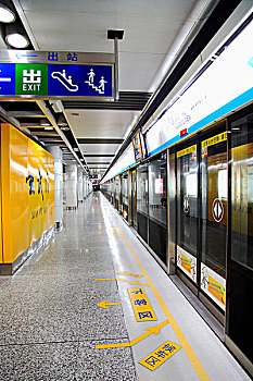 汽車打火怠速多少轉正常？揭秘汽車怠速調節的重要性