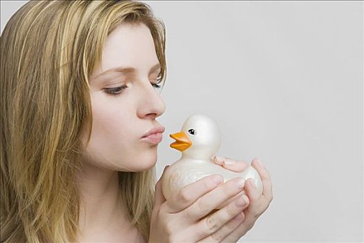 如何選擇合適的育兒師？了解育兒師價格，找到最適合你的寶貴資源