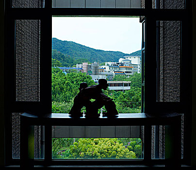 《赤狐書》生成本多少？揭秘這本神秘書籍背后的故事與價值