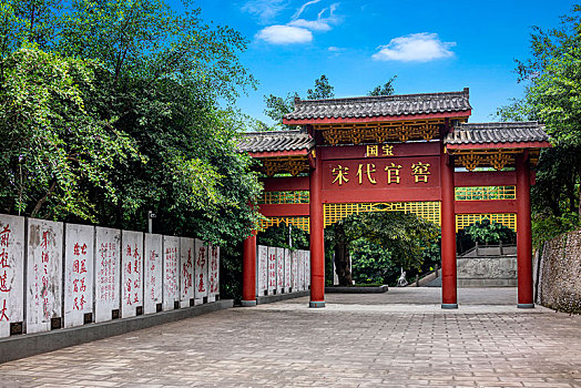 北京找看老人保姆多少錢？您了解過這些價(jià)格和服務(wù)嗎？