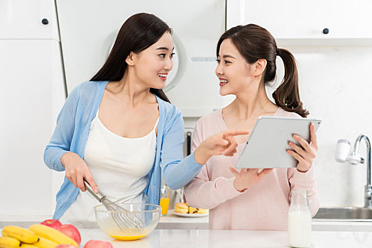 在北京請(qǐng)個(gè)保姆要多少錢(qián)？揭秘背后的秘密！