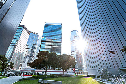 上海保潔多少錢工資多少？揭秘上海保潔行業的薪資與就業前景