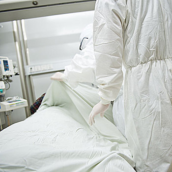 家政保姆一家多少錢？揭秘服務價格背后的秘密