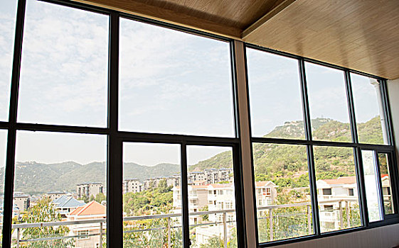 重慶保姆價格是多少？了解重慶保姆市場，選擇合適的服務