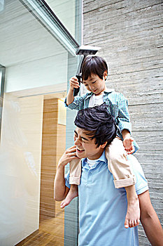 上海浦東月嫂多少錢？如何選擇性價比高的月嫂服務