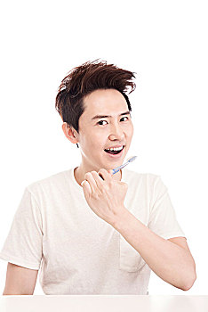 在沈陽請月嫂多少錢？揭秘月嫂服務價格及選擇技巧