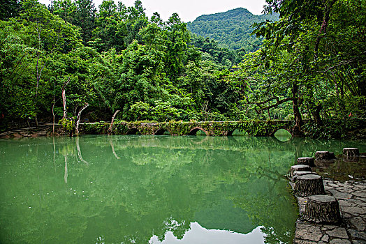 北京請(qǐng)一個(gè)保姆多少錢(qián)？讓您輕松了解市場(chǎng)行情