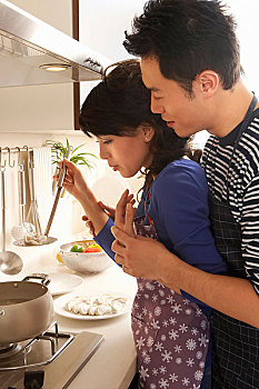 管家?guī)陀卸嗌偌艺藛T？了解背后強大的服務(wù)團(tuán)隊