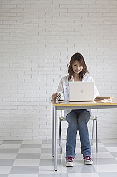 急先鋒投資成本是多少？揭開這項投資的真正面紗
