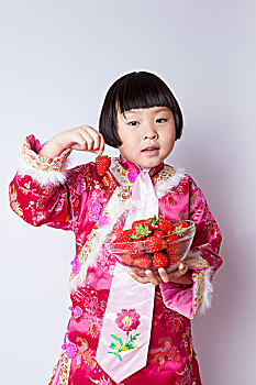青島住家看孩子多少錢？家長最關心的費用揭秘！
