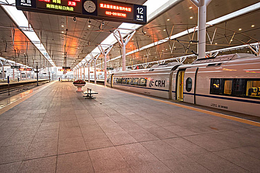 溫暖的抱抱：預(yù)測票房的奇跡之旅