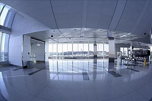 《唐人街探案》系列：票房回本的秘密與成功之路