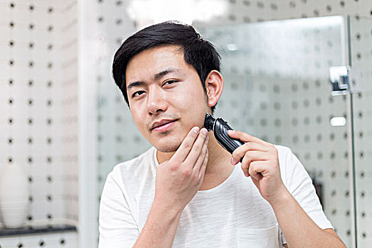 拉薩找保姆工作多少錢？揭秘高薪背后的行業(yè)內(nèi)幕