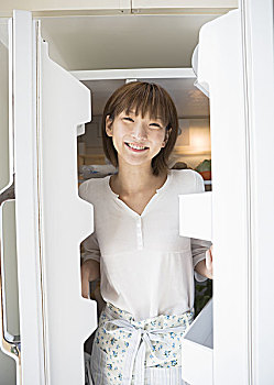 家政廣州一小時多少錢？輕松了解家政服務收費標準，打造無憂生活！