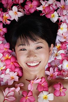 新軒逸經(jīng)濟時速是多少？讓你省油又暢快駕駛！