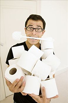 青島保姆最高多少錢？揭秘青島家庭服務行業的薪酬標準
